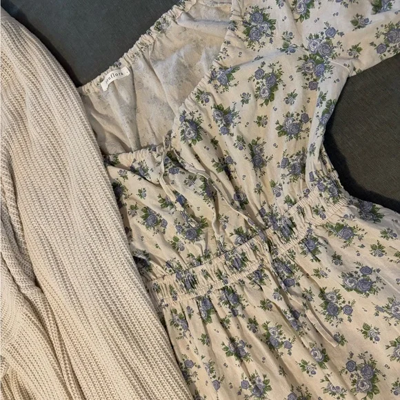 Neuflora Spring Hill Dress (S) Puff Sleeves - Picture 6 of 10